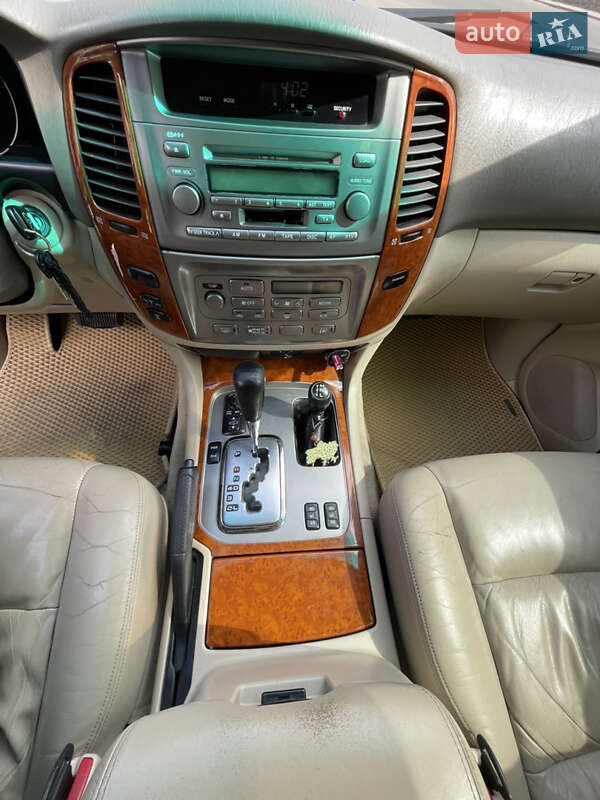 Внедорожник / Кроссовер Toyota Land Cruiser 2003 в Шполе