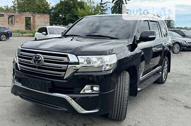 Позашляховик / Кросовер Toyota Land Cruiser 2017 в Тернополі