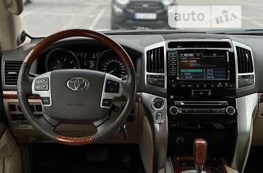 Позашляховик / Кросовер Toyota Land Cruiser 2014 в Дніпрі
