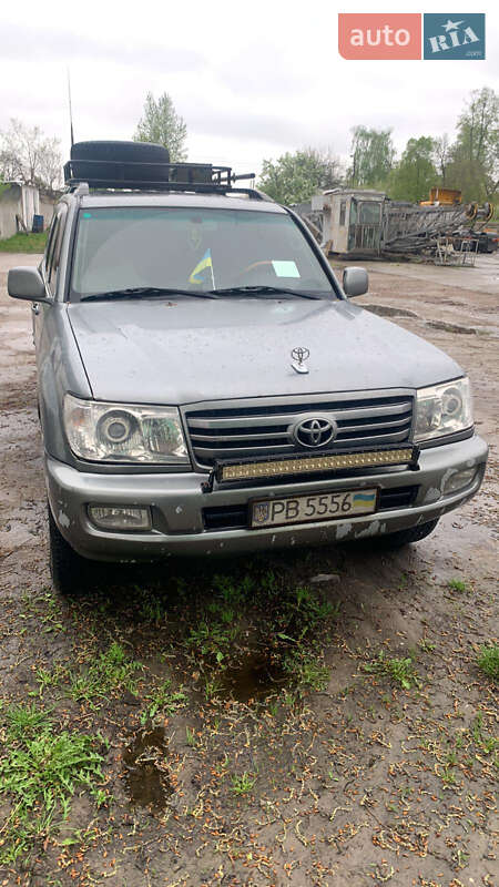 Внедорожник / Кроссовер Toyota Land Cruiser 2005 в Броварах