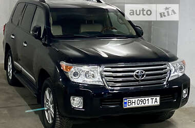 Позашляховик / Кросовер Toyota Land Cruiser 2013 в Одесі