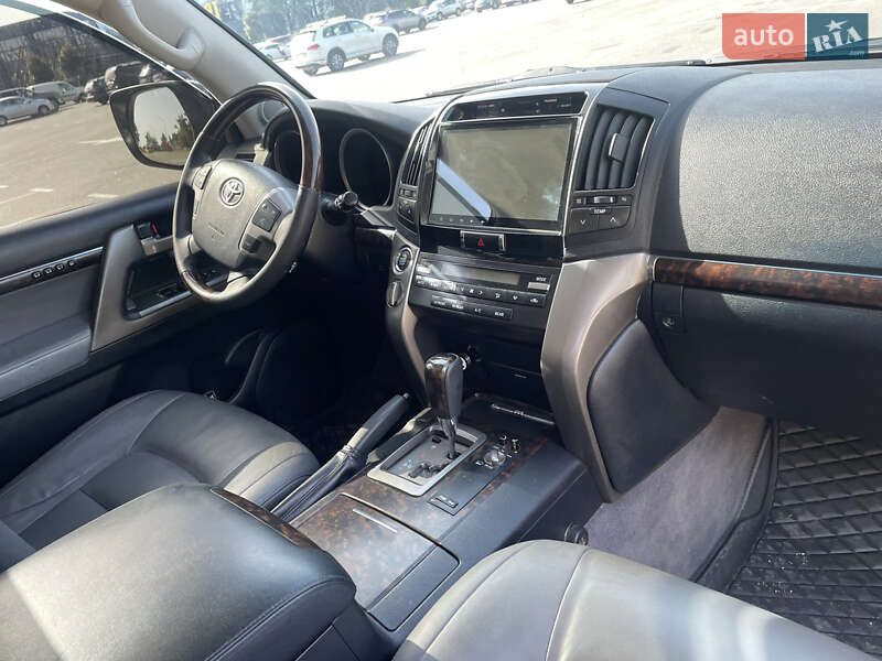Внедорожник / Кроссовер Toyota Land Cruiser 2008 в Киеве