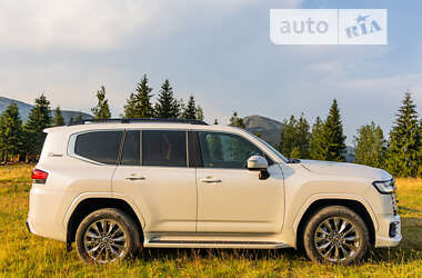 Внедорожник / Кроссовер Toyota Land Cruiser 2021 в Полянице