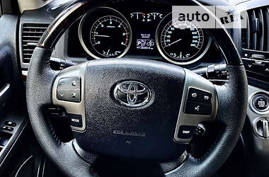 Позашляховик / Кросовер Toyota Land Cruiser 2011 в Вінниці