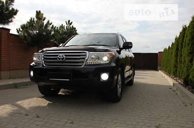 Позашляховик / Кросовер Toyota Land Cruiser 2014 в Львові