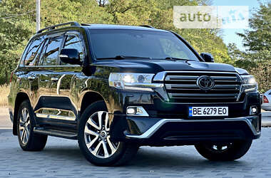 Позашляховик / Кросовер Toyota Land Cruiser 2017 в Одесі