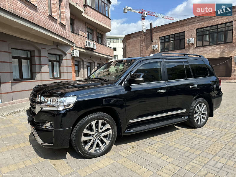 Внедорожник / Кроссовер Toyota Land Cruiser 2016 в Киеве