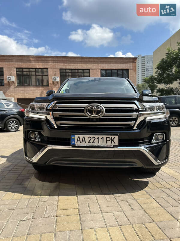 Внедорожник / Кроссовер Toyota Land Cruiser 2016 в Киеве