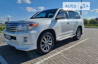 Позашляховик / Кросовер Toyota Land Cruiser 2013 в Львові