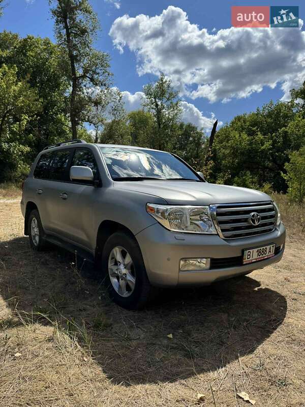 Внедорожник / Кроссовер Toyota Land Cruiser 2008 в Полтаве фото 2 Внедорожник / Кроссовер Toyota Land Cruiser 2008 в Полтаве
