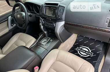 Внедорожник / Кроссовер Toyota Land Cruiser 2008 в 