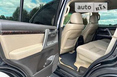 Внедорожник / Кроссовер Toyota Land Cruiser 2008 в 