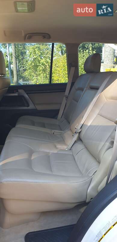 Внедорожник / Кроссовер Toyota Land Cruiser 2008 в Киеве