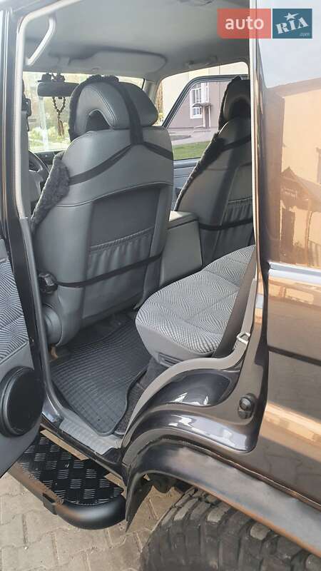 Внедорожник / Кроссовер Toyota Land Cruiser 2010 в Черновцах