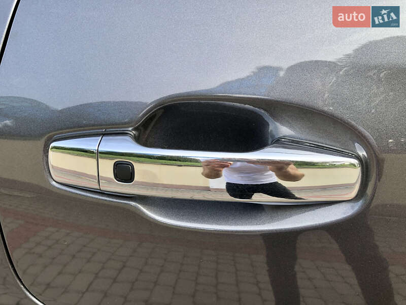 Внедорожник / Кроссовер Toyota Land Cruiser 2008 в Остроге фото 16 Внедорожник / Кроссовер Toyota Land Cruiser 2008 в Остроге