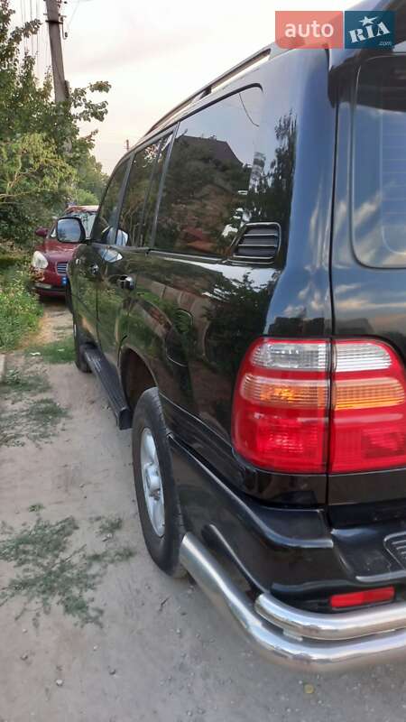 Внедорожник / Кроссовер Toyota Land Cruiser 2001 в Запорожье