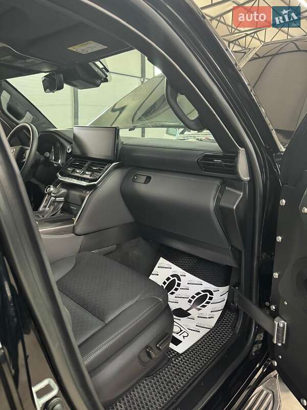 Внедорожник / Кроссовер Toyota Land Cruiser 2024 в Киеве
