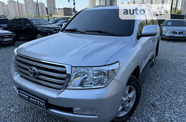 Позашляховик / Кросовер Toyota Land Cruiser 2011 в Києві