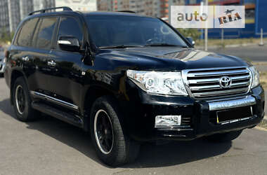 Позашляховик / Кросовер Toyota Land Cruiser 2010 в Києві