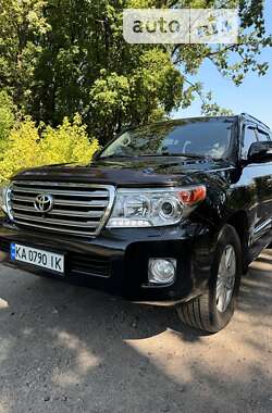 Позашляховик / Кросовер Toyota Land Cruiser 2012 в Кам'янському