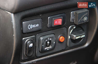 Внедорожник / Кроссовер Toyota Land Cruiser 1999 в 