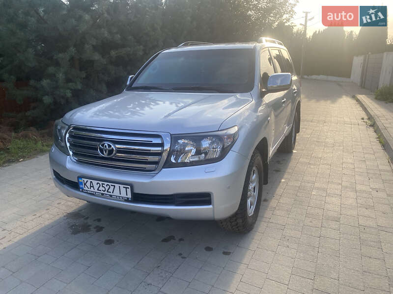 Внедорожник / Кроссовер Toyota Land Cruiser 2011 в Львове