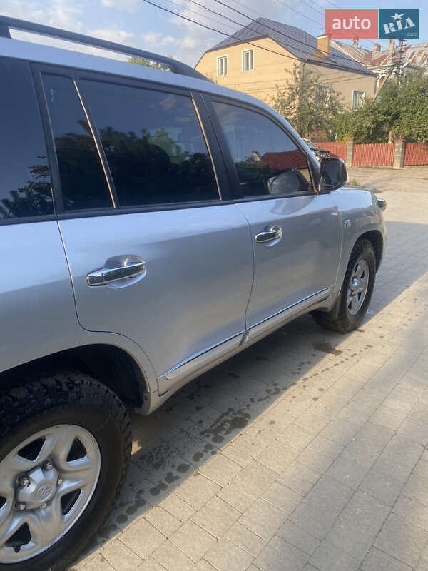 Внедорожник / Кроссовер Toyota Land Cruiser 2011 в Львове