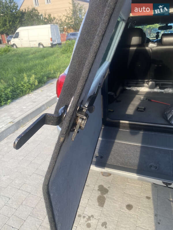 Внедорожник / Кроссовер Toyota Land Cruiser 2011 в Львове