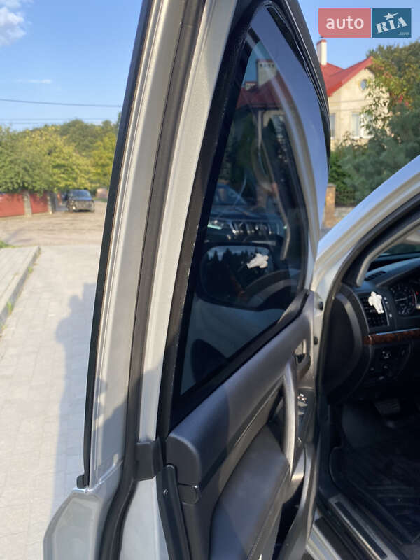 Внедорожник / Кроссовер Toyota Land Cruiser 2011 в Львове