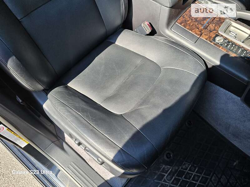 Внедорожник / Кроссовер Toyota Land Cruiser 2012 в Сквире