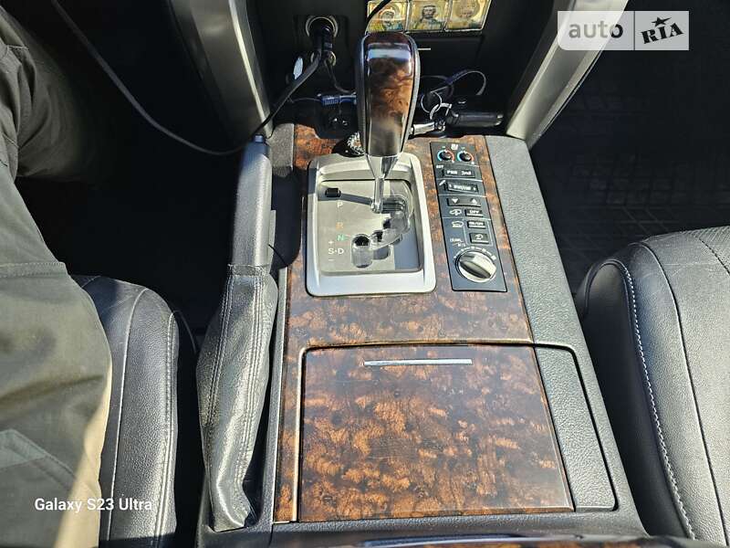 Внедорожник / Кроссовер Toyota Land Cruiser 2012 в Сквире