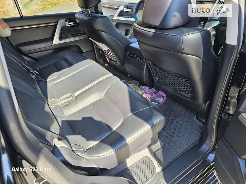 Внедорожник / Кроссовер Toyota Land Cruiser 2012 в Сквире