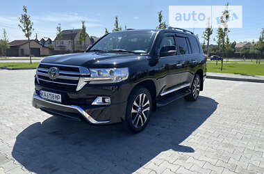 Внедорожник / Кроссовер Toyota Land Cruiser 2017 в Ирпене