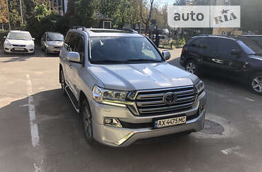 Позашляховик / Кросовер Toyota Land Cruiser 2016 в Києві