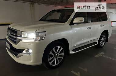 Внедорожник / Кроссовер Toyota Land Cruiser 2019 в Киеве