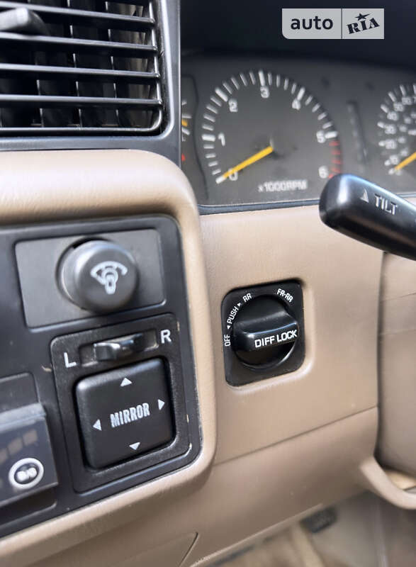 Позашляховик / Кросовер Toyota Land Cruiser 1997 в Лазещині