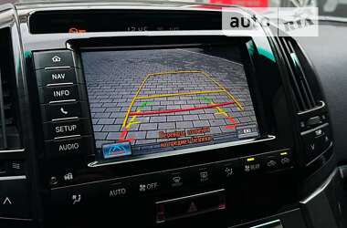 Внедорожник / Кроссовер Toyota Land Cruiser 2013 в 