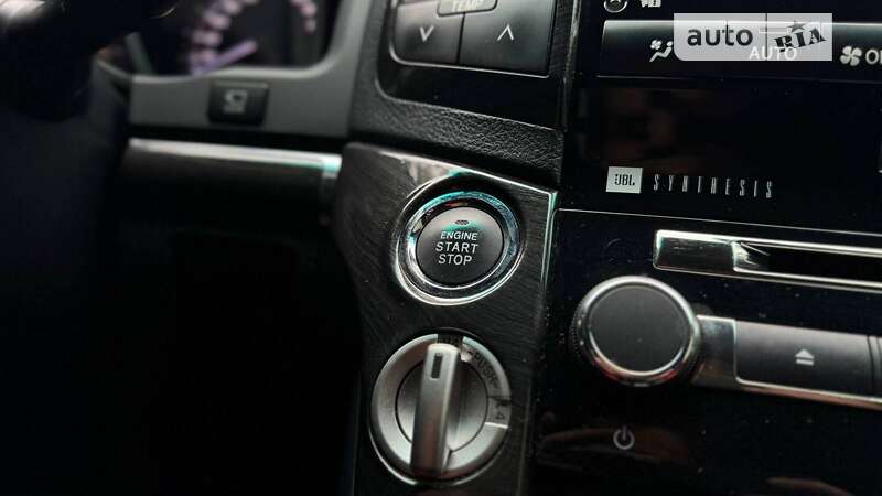 Позашляховик / Кросовер Toyota Land Cruiser 2013 в Ужгороді