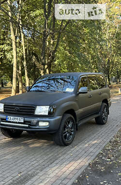 Внедорожник / Кроссовер Toyota Land Cruiser 2004 в Киеве