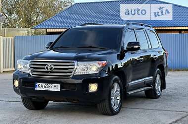 Позашляховик / Кросовер Toyota Land Cruiser 2013 в Києві