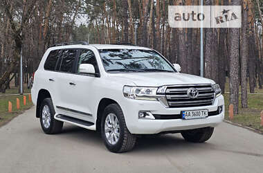 Внедорожник / Кроссовер Toyota Land Cruiser 2018 в Киеве