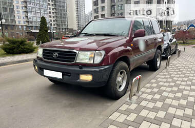 Внедорожник / Кроссовер Toyota Land Cruiser 1999 в Киеве