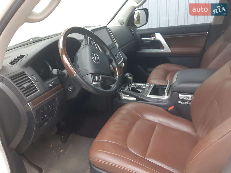 Внедорожник / Кроссовер Toyota Land Cruiser 2016 в Харькове