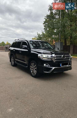 Внедорожник / Кроссовер Toyota Land Cruiser 2018 в Киеве