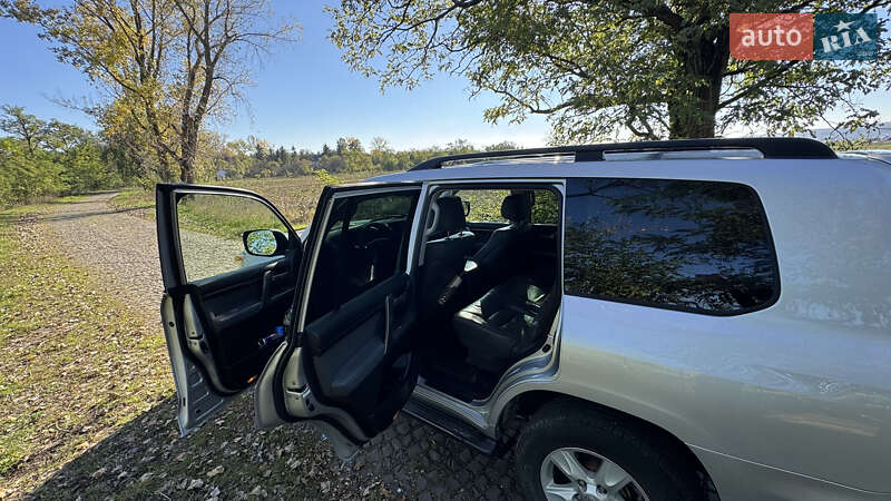 Внедорожник / Кроссовер Toyota Land Cruiser 2008 в Иршаве