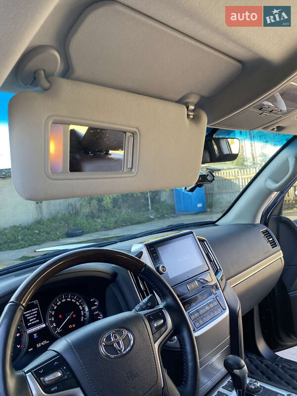 Внедорожник / Кроссовер Toyota Land Cruiser 2020 в Житомире фото 14 Внедорожник / Кроссовер Toyota Land Cruiser 2020 в Житомире