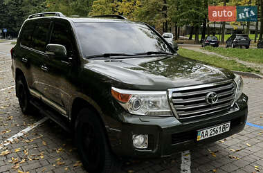 Внедорожник / Кроссовер Toyota Land Cruiser 2013 в Киеве