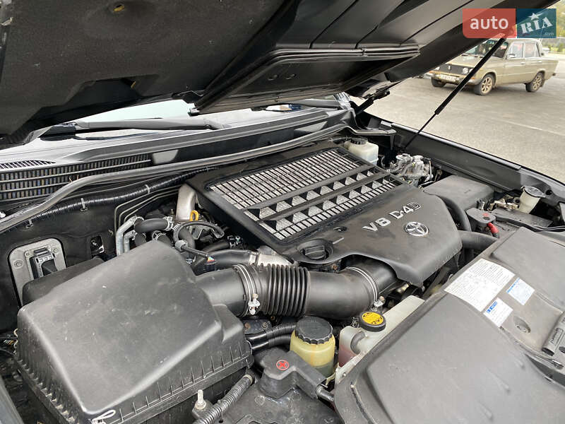 Внедорожник / Кроссовер Toyota Land Cruiser 2008 в Смеле