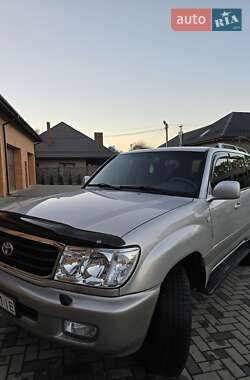 Внедорожник / Кроссовер Toyota Land Cruiser 2002 в Ровно