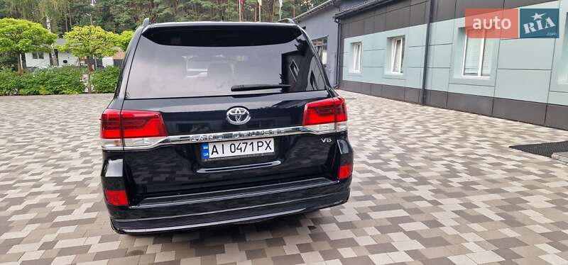 Внедорожник / Кроссовер Toyota Land Cruiser 2019 в Обухове